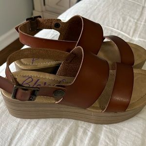 Brown wedges